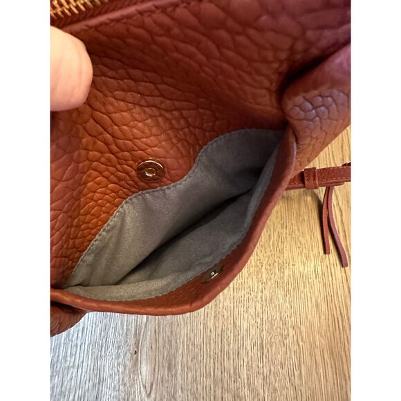 NWT Vince Camuto Steph Convertible Lamb Leather Pleated Tote Warm Spice - Picture 4 of 8